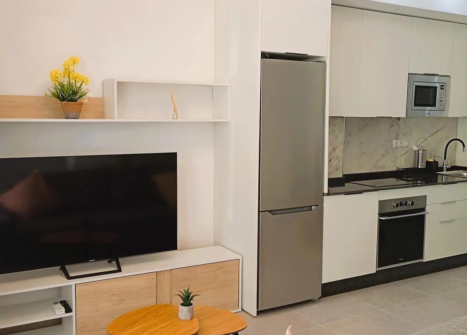 Moderno Apartamento En La Luz Malaga