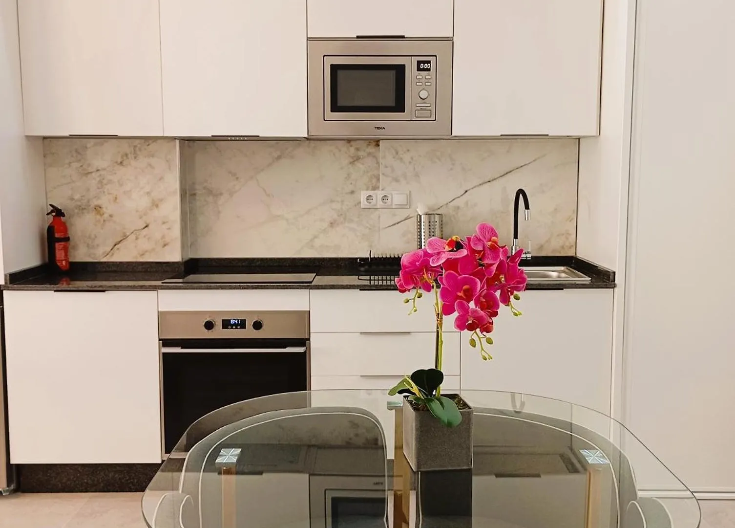 Moderno Apartamento En La Luz Málaga